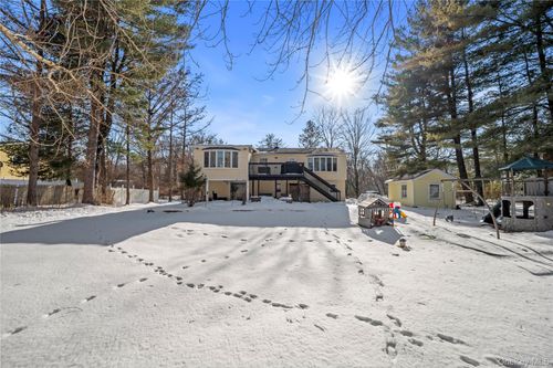 10 Cottage Ln, Suffern, NY, 10901-1001 | Card Image