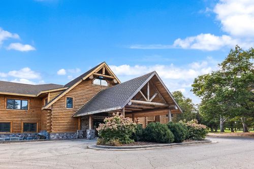 10-695 South St, GREEN LAKE, WI, 54941-9411 | Card Image