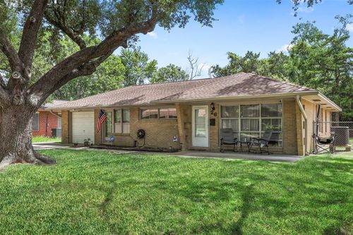 26 S Pin Oak Dr, Texas City, TX, 77591-4614 | Card Image