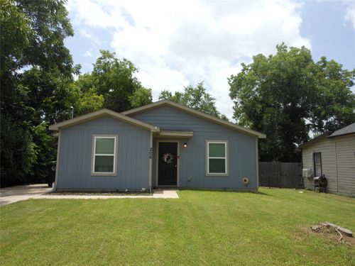 206 Royal St, Cleburne, TX, 76031-4344 | Card Image