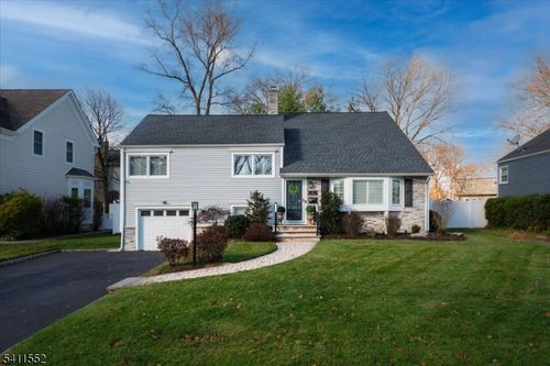 22 S Wickom Dr, Westfield, NJ, 07090-3630 | Card Image