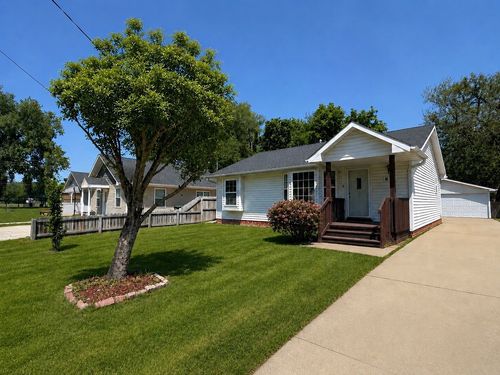 613 Sw 61st St, Des Moines, IA, 50312-1605 | Card Image