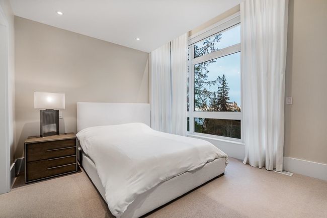 2991 Burfield Place, Home with 3 bedrooms, 3 bathrooms and 5 parking in West Vancouver BC | Image 21