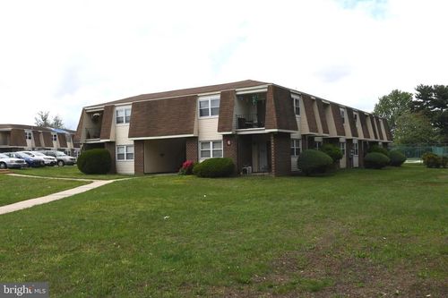 40 Florence Tollgate Pl, FLORENCE, NJ, 08518-3214 | Card Image