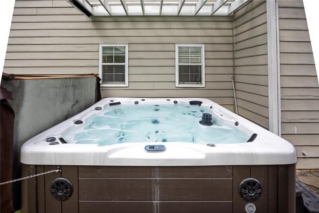 225 Ruby Forest Pkwy, House other with 4 bedrooms, 3 bathrooms and 5 parking in Suwanee GA | Image 44