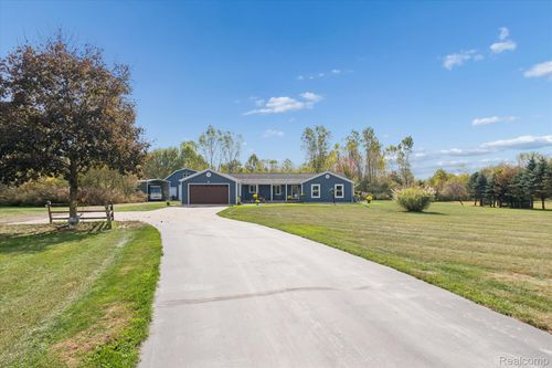 49765 Martz Rd, Van Buren Township, MI, 48111-2541 | Card Image