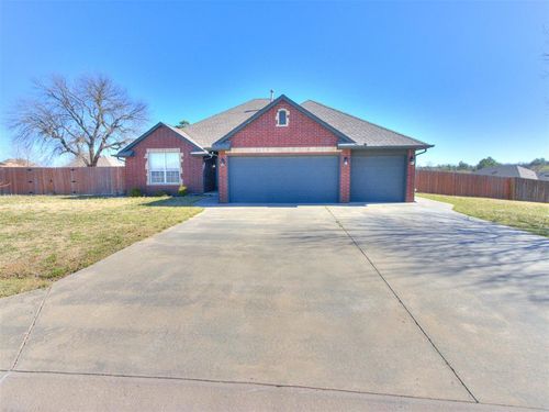298 Hillside Drive, Harrah, OK, 73045 | Card Image