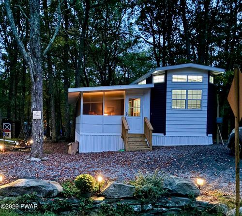 126 Deer Run, Milford, PA, 18337-4101 | Card Image