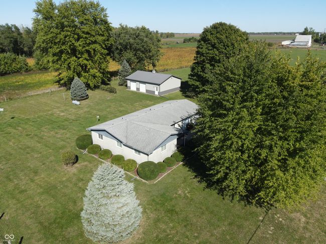 3300 W State Road 244, House other with 3 bedrooms, 2 bathrooms and null parking in Milroy IN | Image 8