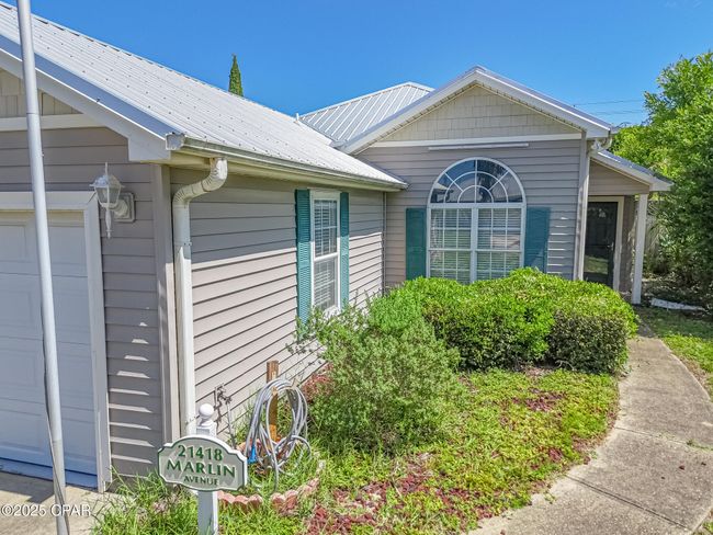 21418 Marlin Ave, House other with 3 bedrooms, 2 bathrooms and null parking in Panama City Beach FL | Image 4