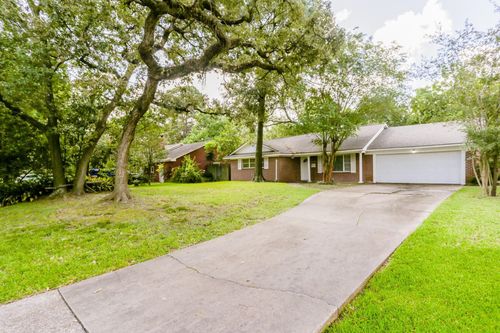 9753 Tappenbeck Dr, Houston, TX, 77055-4101 | Card Image