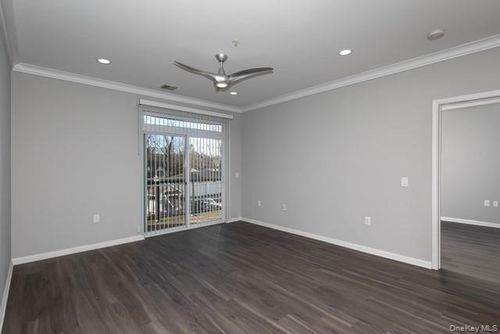 828-828 Charles Pond Dr, Coram, NY, 11727-3753 | Card Image