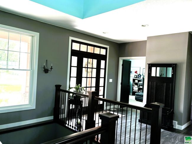 925 Sunrise Trl, House other with 5 bedrooms, 3 bathrooms and null parking in Sioux Center IA | Image 13