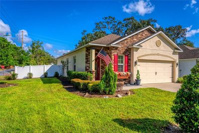 1301 Independence Lane, House other with 3 bedrooms, 2 bathrooms and null parking in Mount Dora FL | Image 2