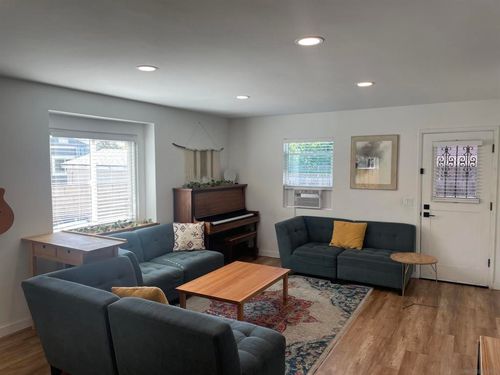 364 J St, Chula Vista, CA, 91910-5833 | Card Image