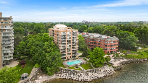 104-2210 Lakeshore Rd, Burlington, ON, L7R4J9 | Card Image
