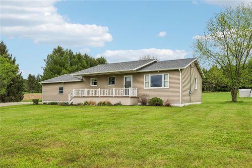 240 Hamburg Rd, Greenville, PA, 16125-9707 | Card Image