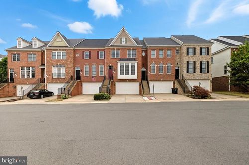 6844 Witton Cir, GAINESVILLE, VA, 20155-4420 | Card Image
