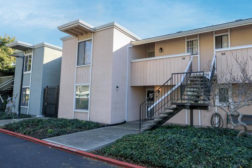 apt-16-3722 W Benjamin Holt Dr, Stockton, CA, 95219-3338 | Card Image