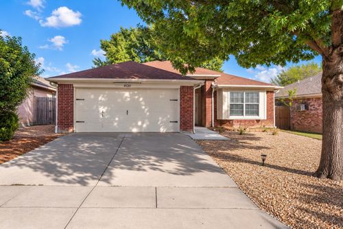 8120 Broken Arrow Rd, Fort Worth, TX, 76137-1291 | Card Image