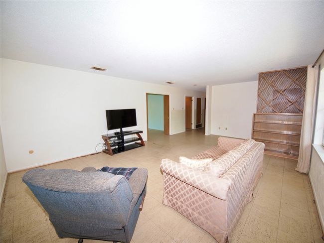 1441 Brazos St, House other with 3 bedrooms, 2 bathrooms and null parking in Graham TX | Image 5