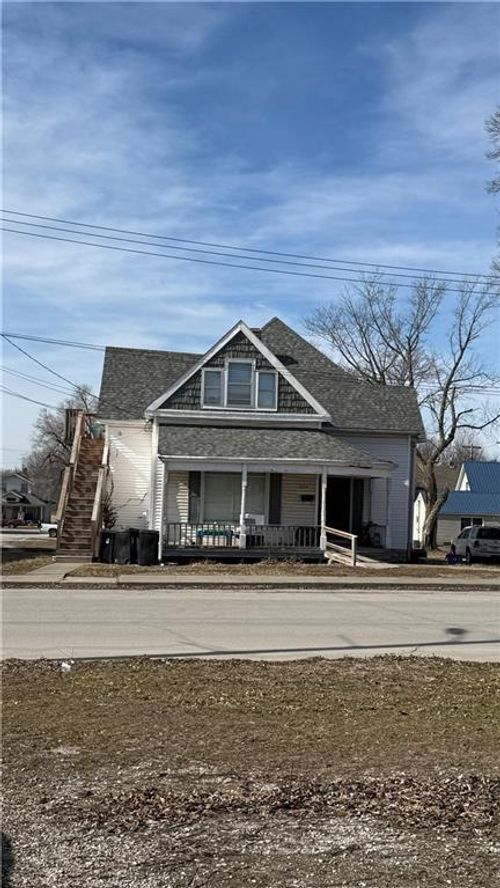 204 Camden St, Richmond, MO, 64085-1628 | Card Image