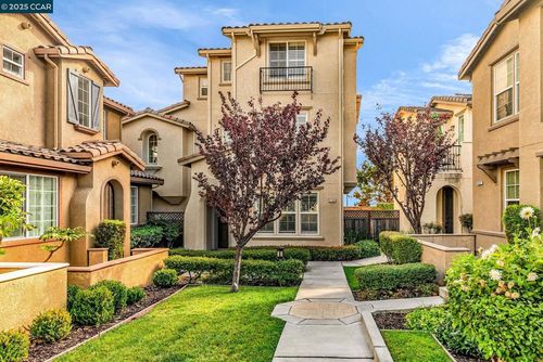 5160 Waggle Ct, Richmond, CA, 94806-5903 | Card Image