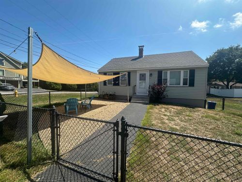 411 Cutts Avenue, Portsmouth, NH, 03801 | Card Image