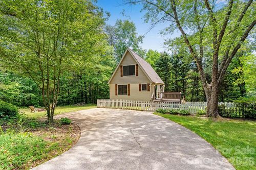 8347 Cedar Cir, Connelly Springs, NC, 28612-7730 | Card Image