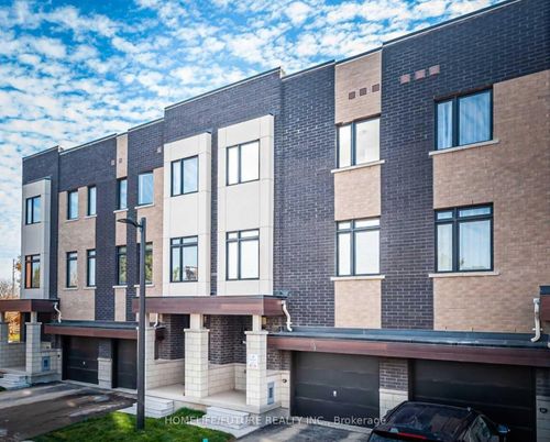 978 Kicking Horse Path, Oshawa, ON, L1J0B4 | Card Image