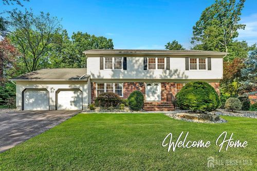 21 Briarwood Dr, Matawan, NJ, 07747-3532 | Card Image