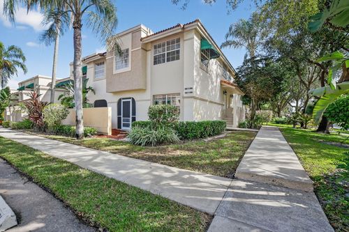 6695 Via Regina, Boca Raton, FL, 33433-3908 | Card Image