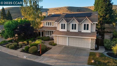 260 Edinburgh Cir, Danville, CA, 94526-2915 | Card Image