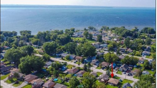 347 Hollywood Dr, Keswick, ON, L4P3A2 | Card Image