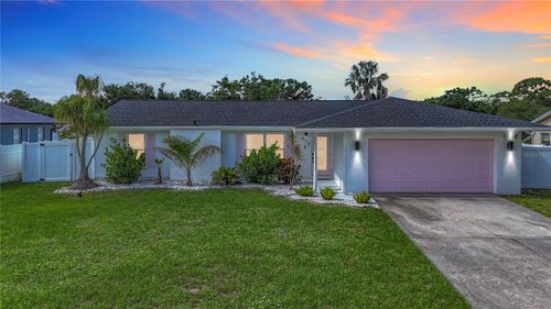912 Ponderosa Pine Ln, SARASOTA, FL, 34243-1724 | Card Image