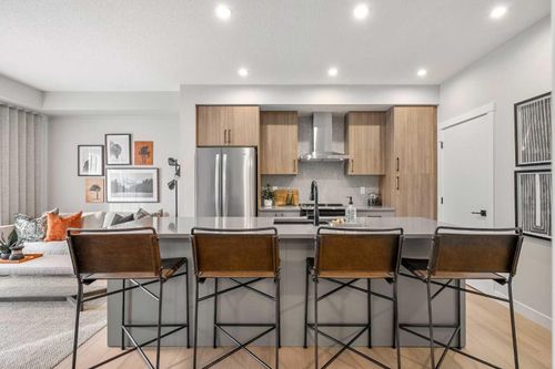 4102-100 Banister Drive, Okotoks, AB, T1S5Y2 | Card Image