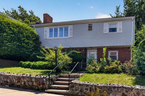 7 Franklin Ave, Revere, MA, 02151-3570 | Card Image