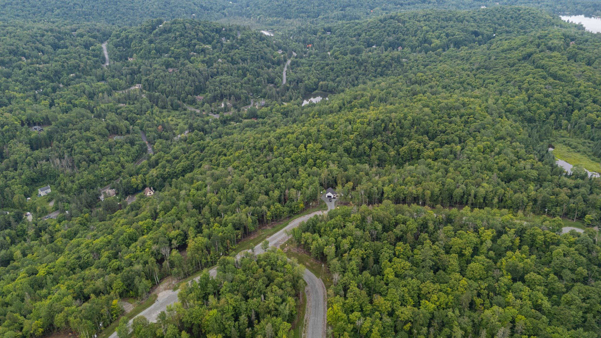 Land in Saint-Sauveur 2