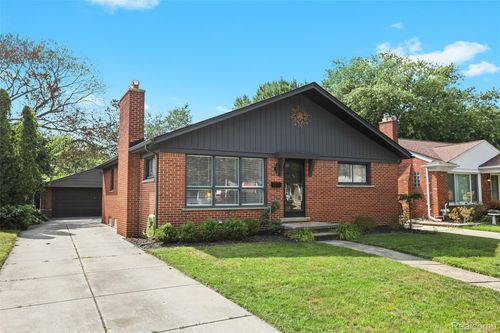 3117 Glenview Ave, Royal Oak, MI, 48073-2318 | Card Image
