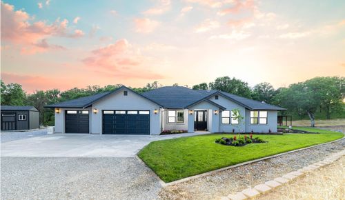 14765 Molluc Dr, Red Bluff, CA, 96080-9569 | Card Image