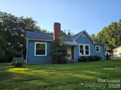 824 Hamrick St, Shelby, NC, 28152-6504 | Card Image