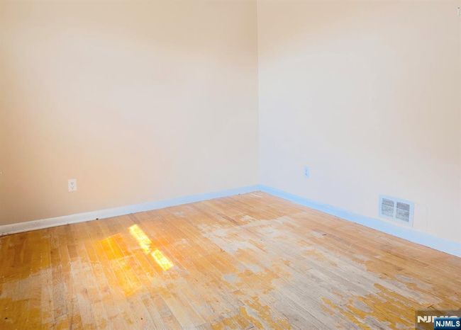 1437 Gehr Pl, House other with 3 bedrooms, 2 bathrooms and null parking in North Bergen NJ | Image 12