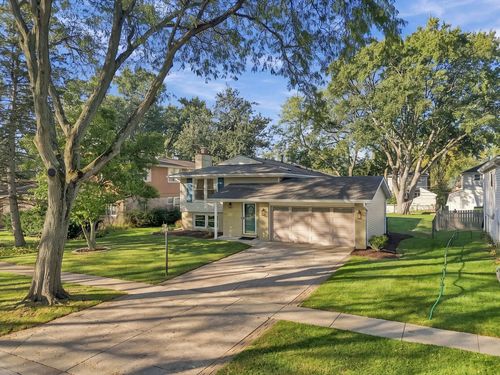 1708 N Mura Ln, Mount Prospect, IL, 60056-1618 | Card Image