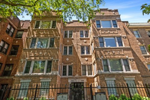 2n-6808 S Paxton Ave, Chicago, IL, 60649-1603 | Card Image