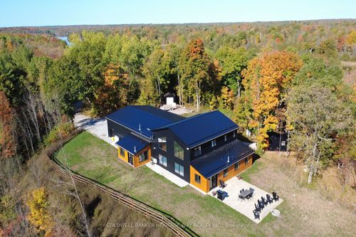 999 Ennis Rd, Balderson, ON, K0G1A0 | Card Image