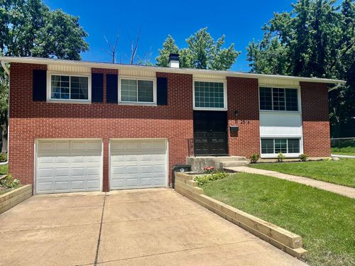 2516 Jackson Dr, Woodridge, IL, 60517-1110 | Card Image
