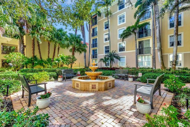 APT-304 - 720 S Sapodilla Ave, Condo with 2 bedrooms, 2 bathrooms and null parking in West Palm Beach FL | Image 7