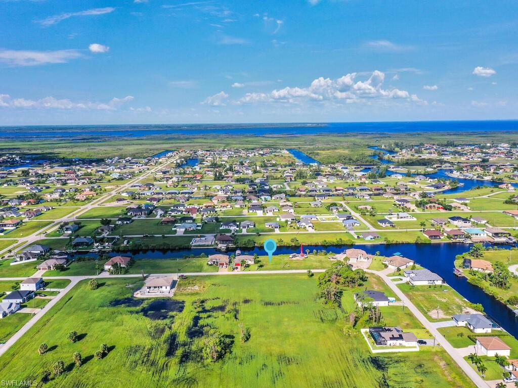 Land in CAPE CORAL 4