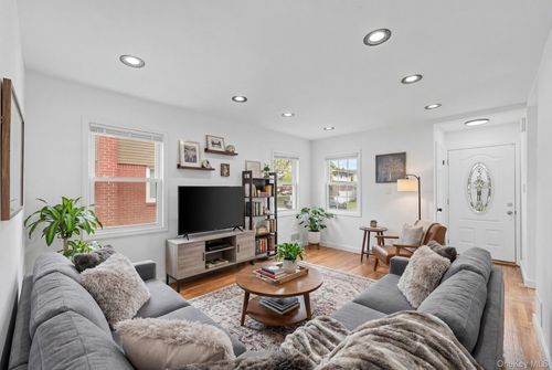 1977 Jackson Avenue, Hempstead, NY, 11003 | Card Image
