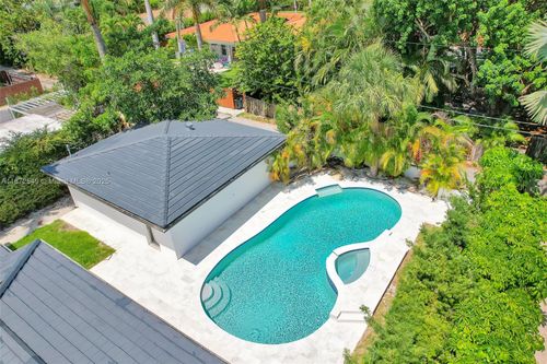 0-10618 Ne 11th Ave, Miami Shores, FL, 33138-2121 | Card Image